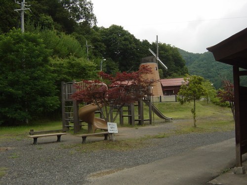 第セクター「農夢」から風車小屋を望む