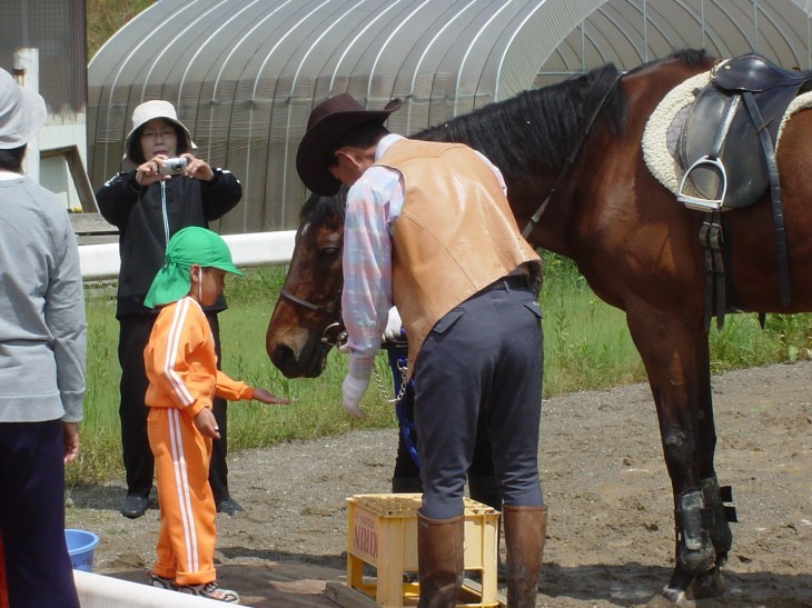ありがとう、にんじんあげるね