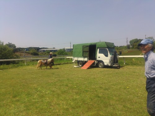 ポニーは、新馬の為、記念撮影のみ開催